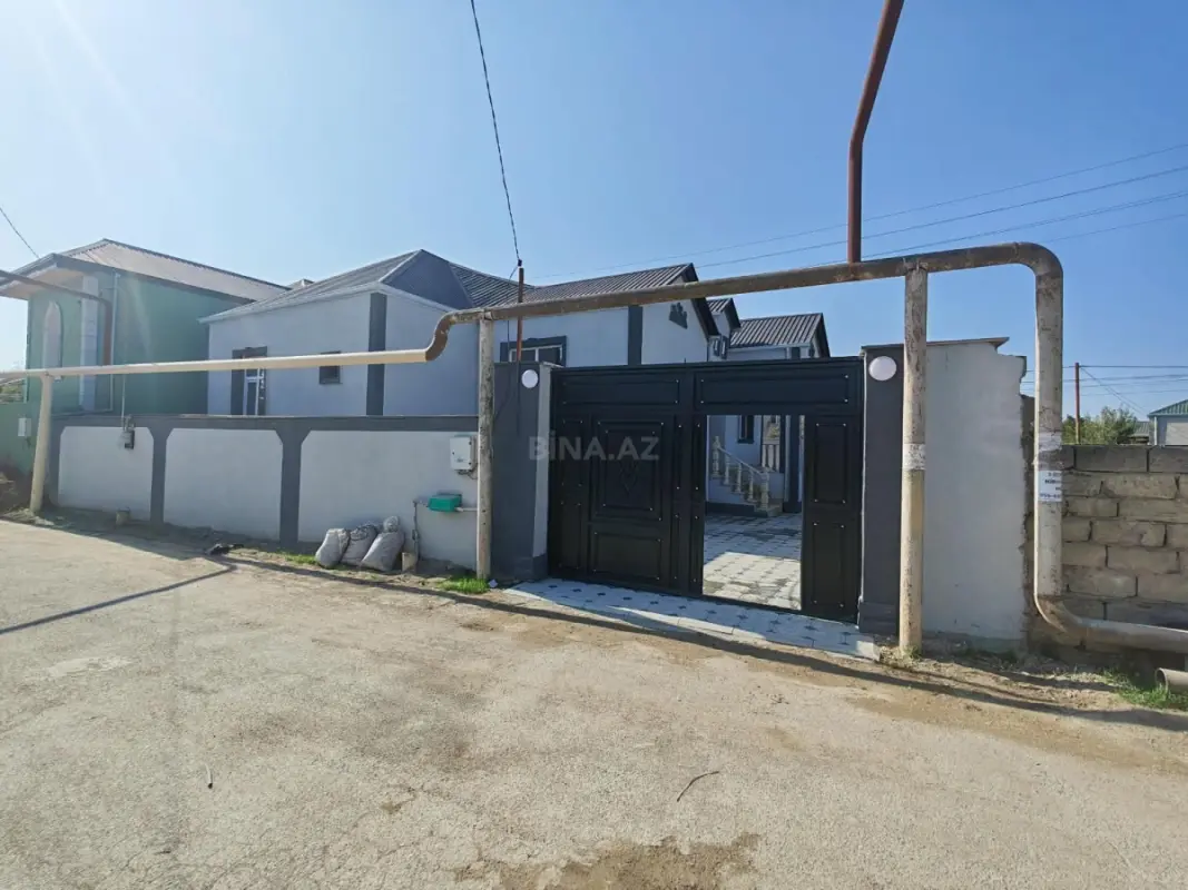 Satılır 4 otaqlı həyət evi 110 m²