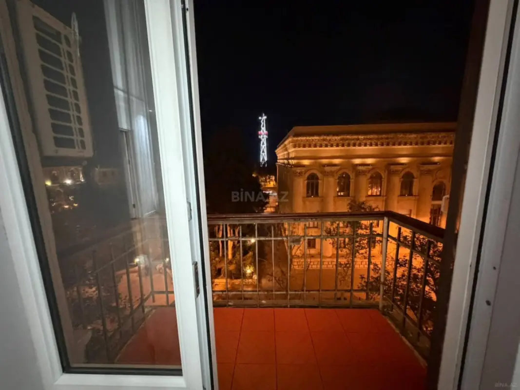 Kirayə verilir 3 otaqlı mənzil 100 m²