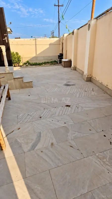 Satılır 4 otaqlı həyət evi 130 m²