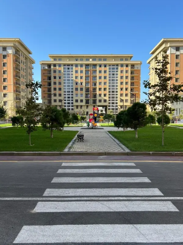 Satılır 2 otaqlı mənzil 98.5 m²