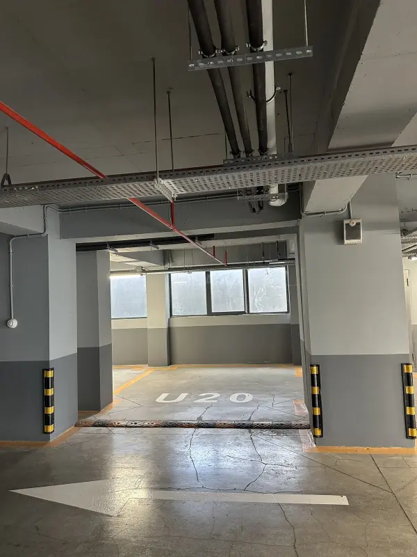 Kirayə verilir qaraj 20 m²