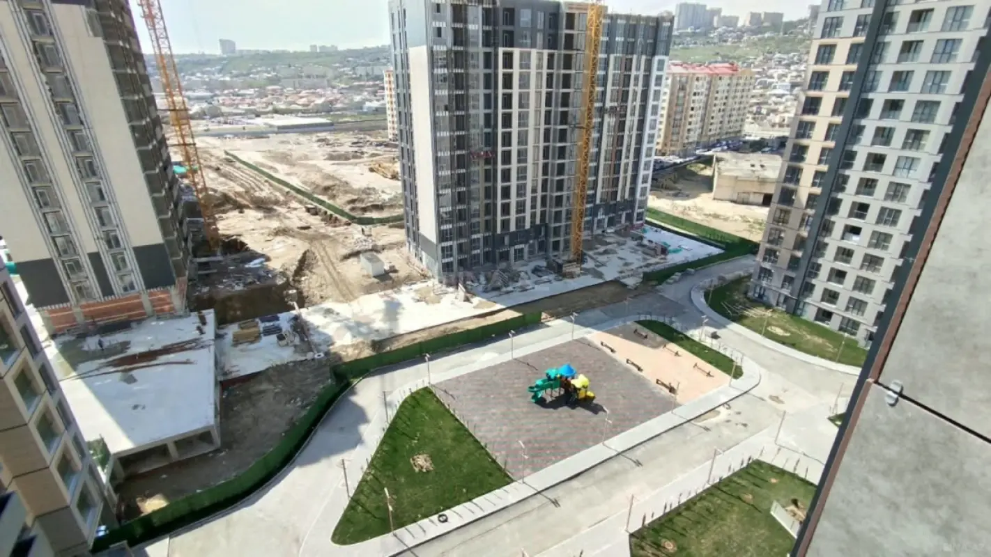 Satılır 2 otaqlı mənzil 44 m²