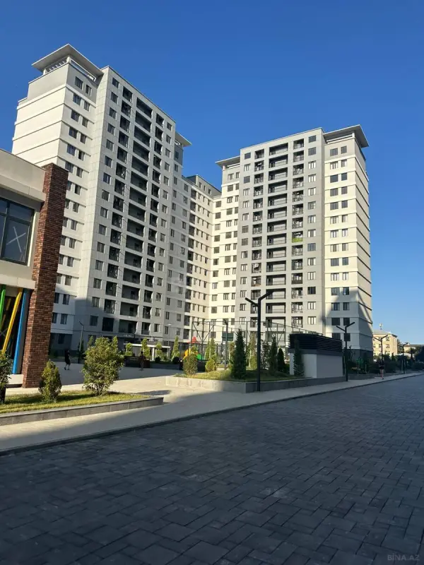 Satılır 3 otaqlı mənzil 108.7 m²