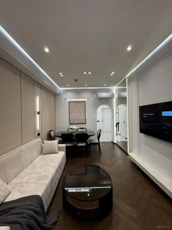 Satılır 2 otaqlı mənzil 62 m²