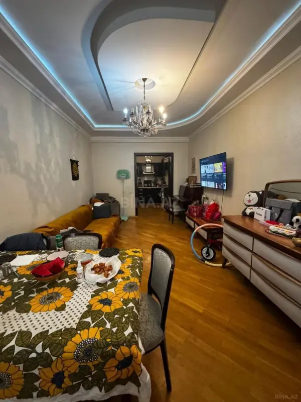 Satılır 2 otaqlı mənzil 66 m²