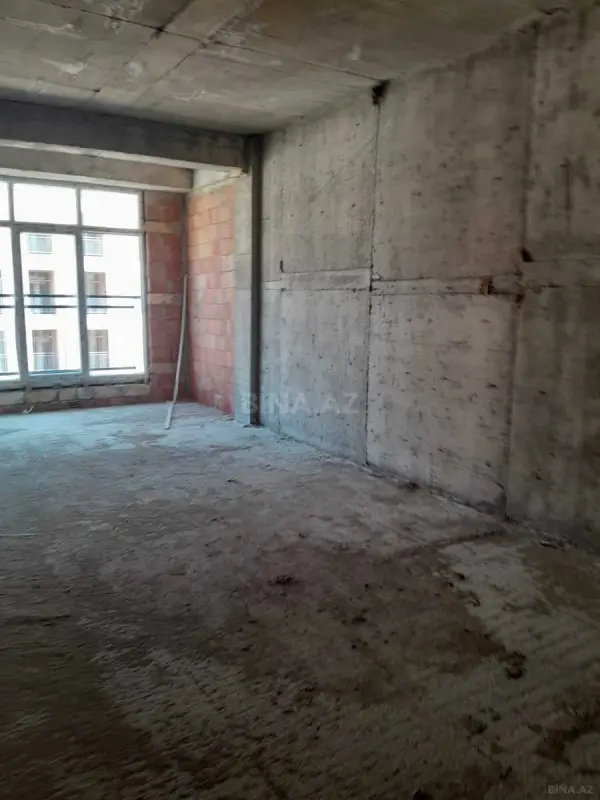 Satılır 2 otaqlı mənzil 75.5 m²