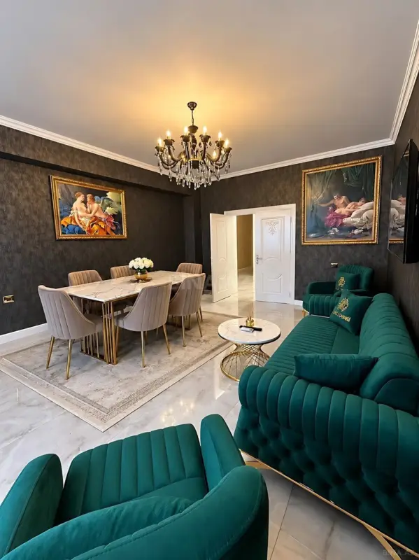 Kirayə verilir 2 otaqlı mənzil 111 m²