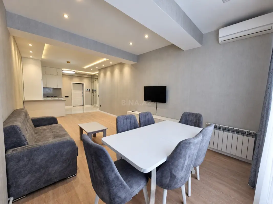 Kirayə verilir 2 otaqlı mənzil 88 m²
