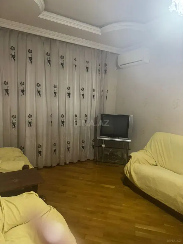 Kirayə verilir 1 otaqlı mənzil 60 m²