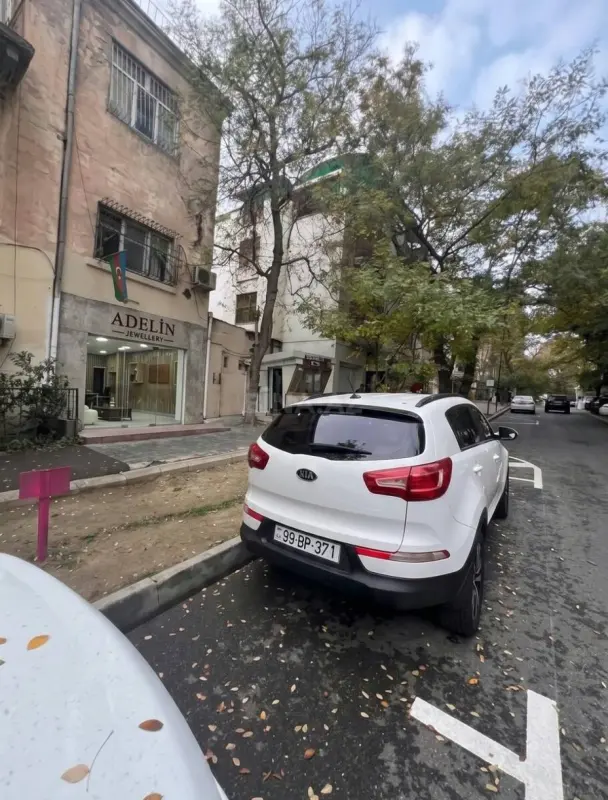 Satılır obyekt 35 m²