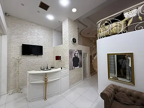 Kirayə verilir obyekt 200 m² — Bakı 200.00 m²