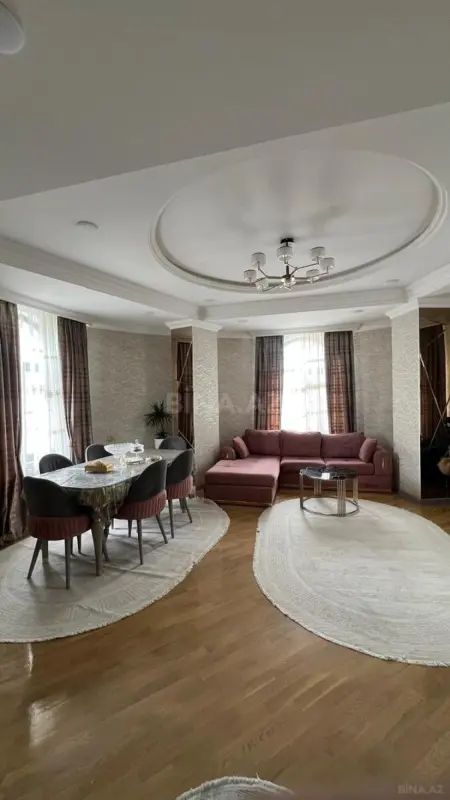 Kirayə verilir 4 otaqlı mənzil 144 m²