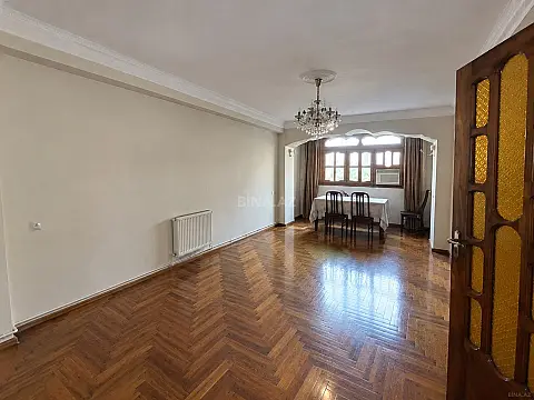 Satılır 3 otaqlı mənzil 90 m² — Bakı 3 otaq 90.00 m²