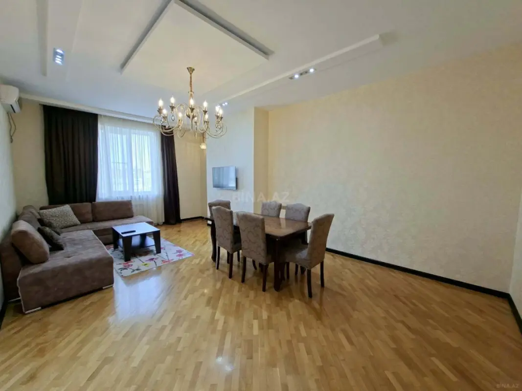 Kirayə verilir 2 otaqlı mənzil 100 m²