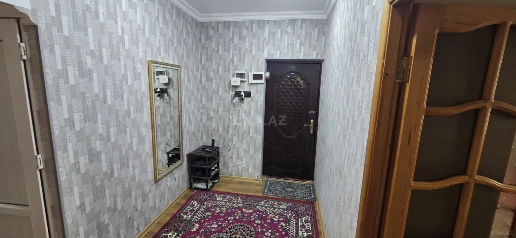Satılır 3 otaqlı mənzil 110 m²
