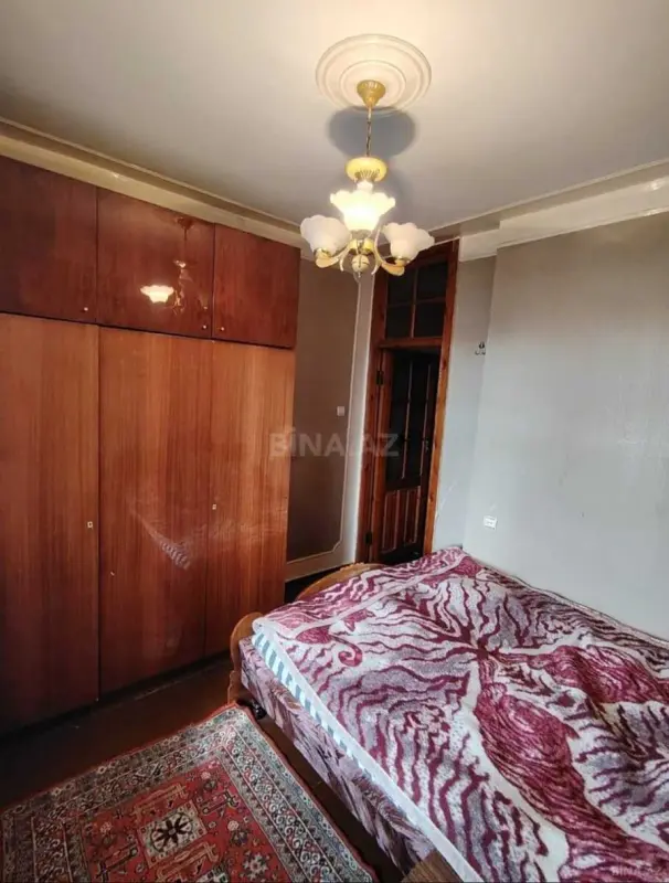 Kirayə verilir 4 otaqlı mənzil 100 m²