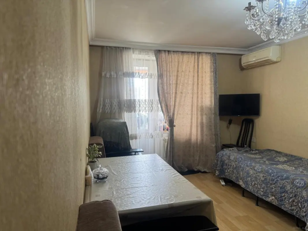 Satılır 1 otaqlı mənzil 40 m²