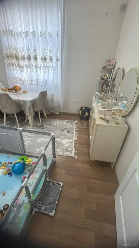Satılır 3 otaqlı mənzil 77 m²