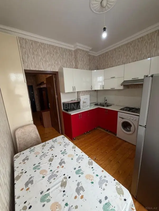Satılır 2 otaqlı mənzil 63 m²