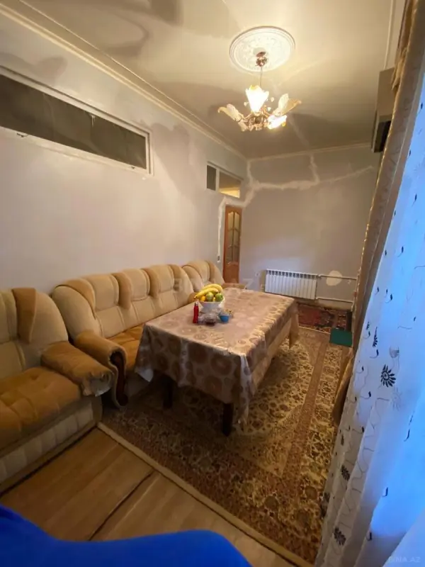 Satılır 4 otaqlı mənzil 79 m²