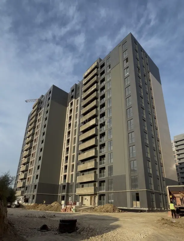 Satılır 2 otaqlı mənzil 44 m²