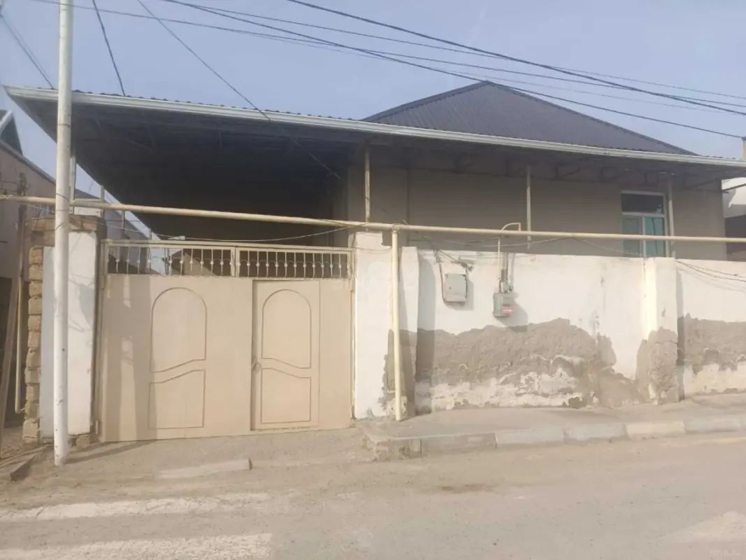 Kirayə verilir 3 otaqlı həyət evi 100 m²