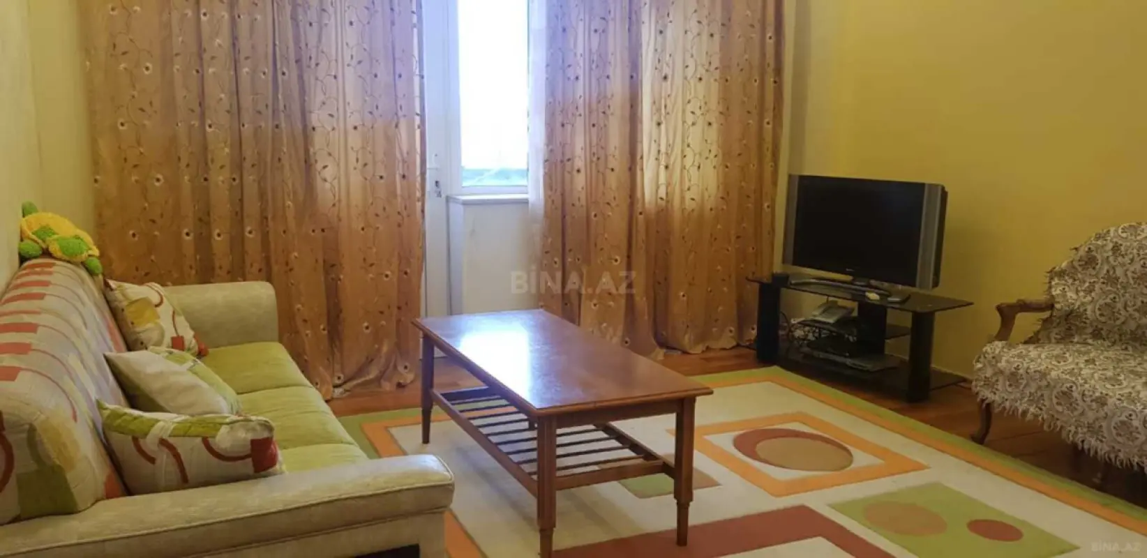 Satılır 2 otaqlı mənzil 70 m²