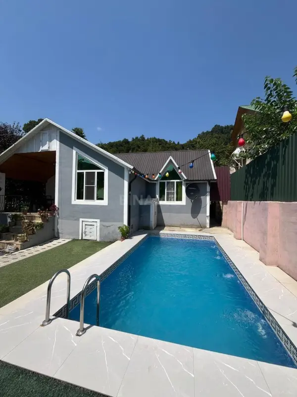 Kirayə verilir 2 otaqlı mənzil 8 m²