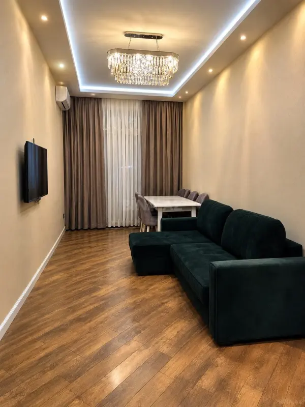 Kirayə verilir 2 otaqlı mənzil 75 m²