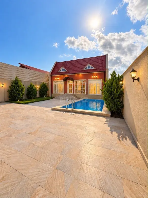 Satılır 4 otaqlı həyət evi 175 m²