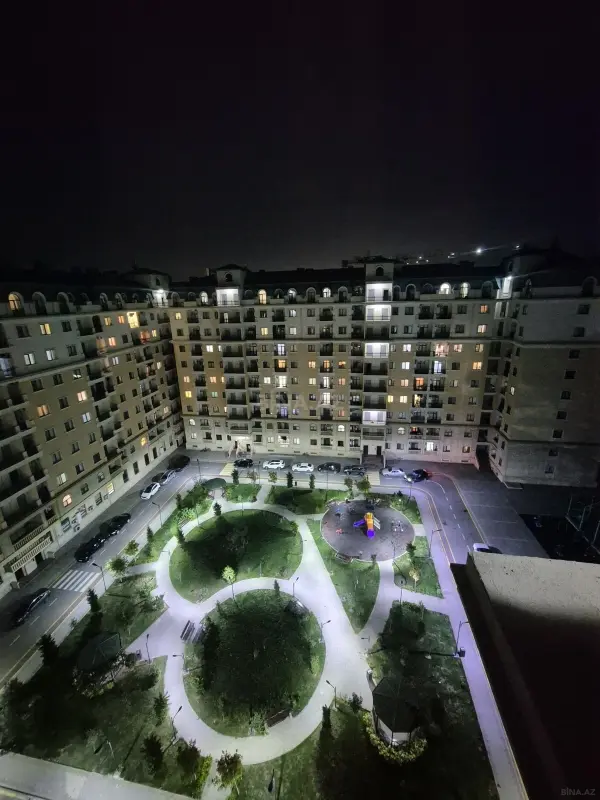 Kirayə verilir 2 otaqlı mənzil 45 m²