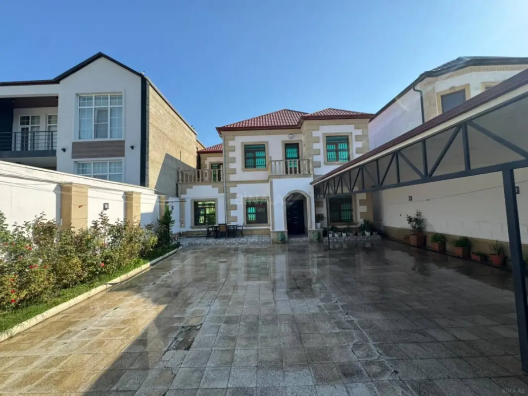 Satılır 5 otaqlı həyət evi 150 m²