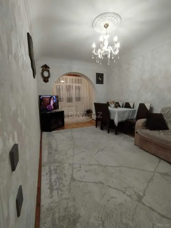 Satılır 3 otaqlı mənzil 82 m²
