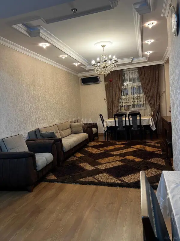 Satılır 3 otaqlı mənzil 120 m²