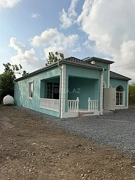 Satılır 3 otaqlı həyət evi 95 m² — Qəbələ 3 otaq 95.00 m²