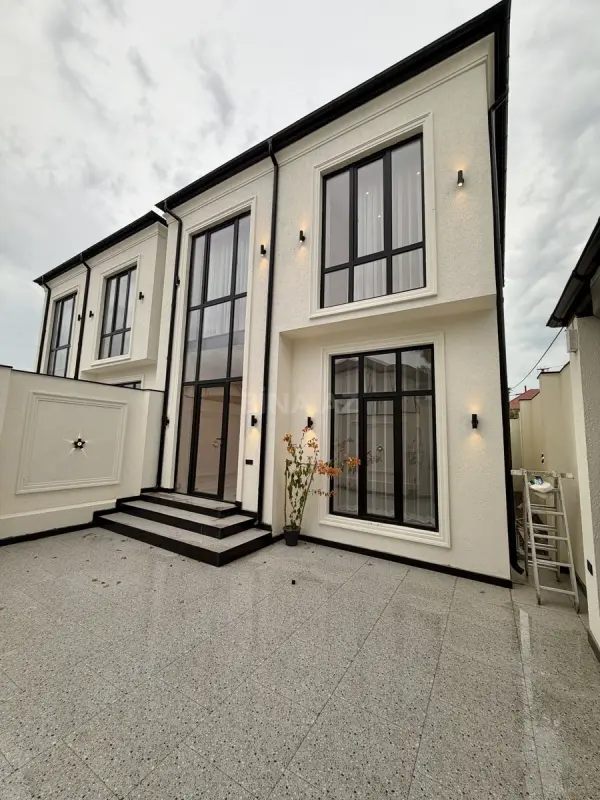 Satılır 4 otaqlı həyət evi 160 m²