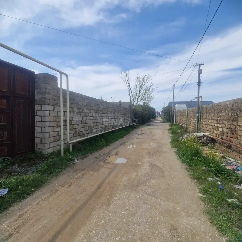 Satılır torpaq sahəsi 2 m²