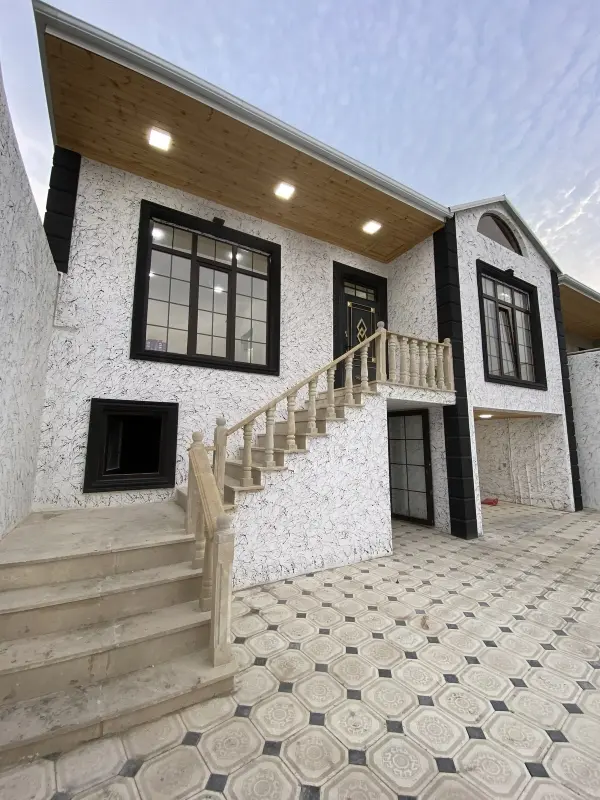 Satılır 7 otaqlı həyət evi 260 m²