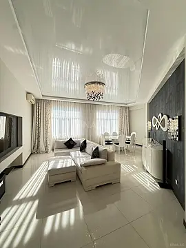 Satılır 3 otaqlı mənzil 130 m² — Bakı 3 otaq 130.00 m²