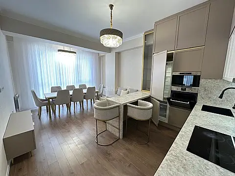 Satılır 3 otaqlı mənzil 70 m² — Bakı 3 otaq 70.00 m²