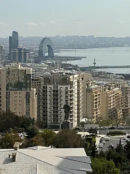 Satılır 3 otaqlı mənzil 114 m² — Bakı 3 otaq 114.00 m²
