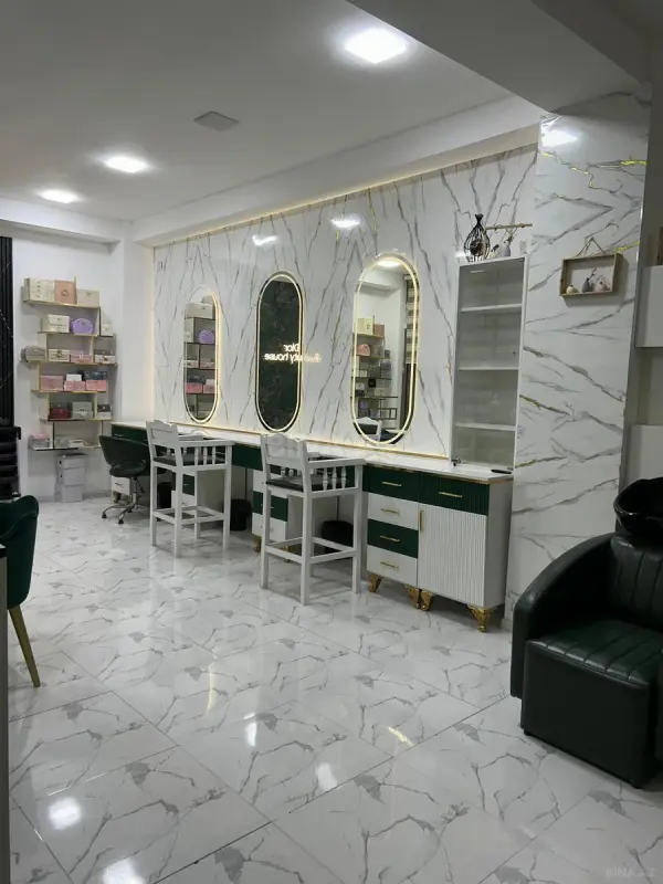 Kirayə verilir obyekt 61 m²