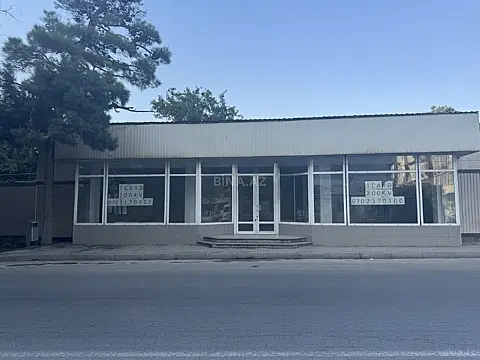 Kirayə verilir obyekt 200 m² — Bakı 200.00 m²