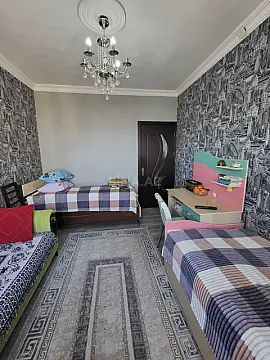 Satılır 3 otaqlı mənzil 75 m² — Bakı, Yeni Günəşli 3 otaq 75.00 m²