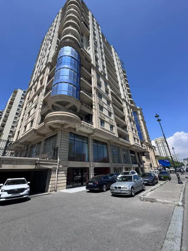 Kirayə verilir obyekt 533 m²