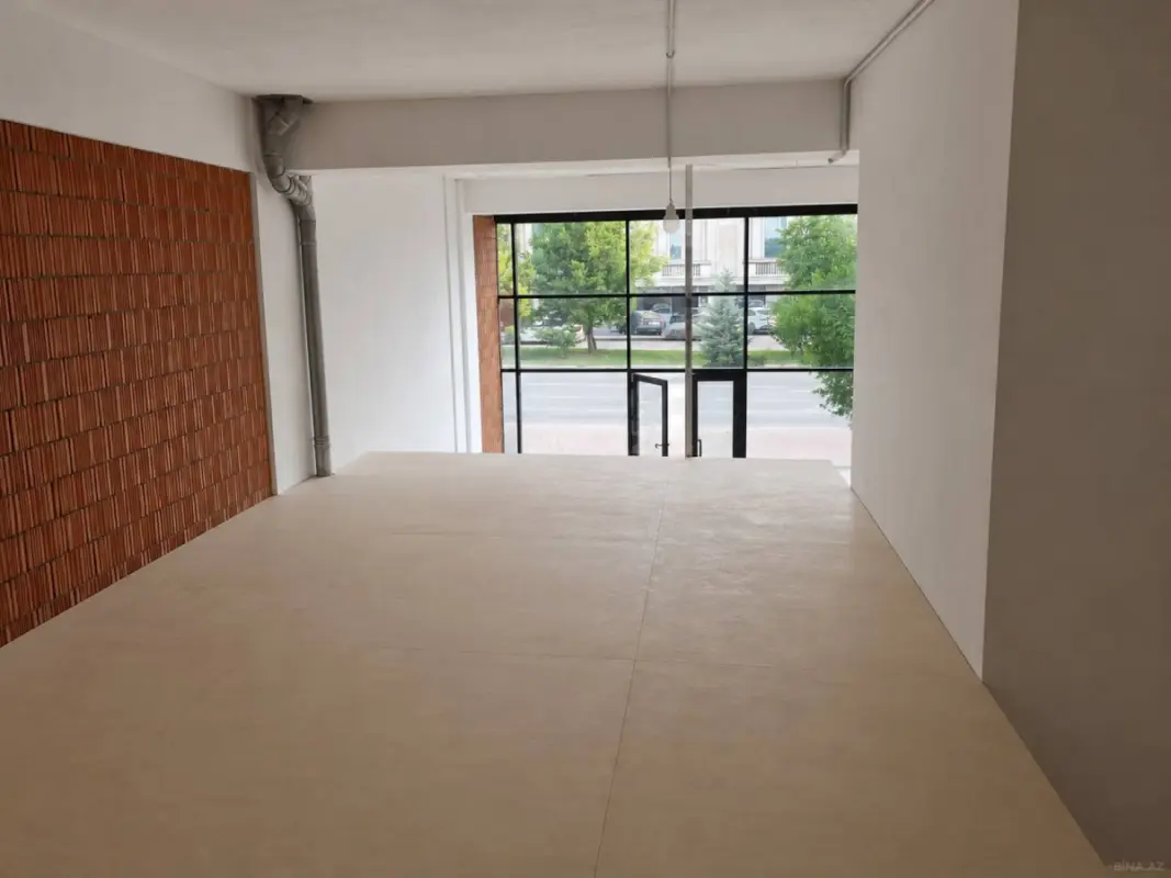 Kirayə verilir obyekt 155 m²