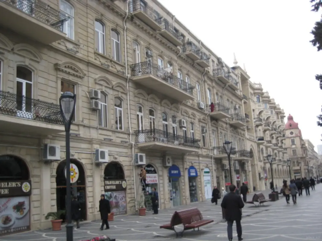 Kirayə verilir obyekt 125 m²