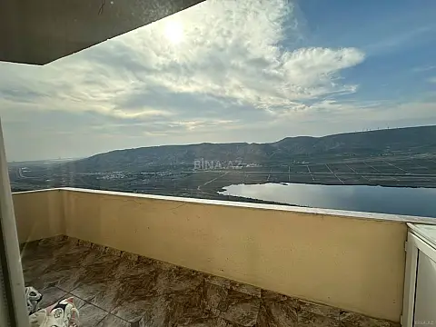 Satılır 3 otaqlı mənzil 128 m² — Bakı, İnşaatçılar 3 otaq 128.00 m²