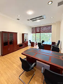 Kirayə verilir 1 otaqlı ofis 45 m² — Bakı 1 otaq 45.00 m²