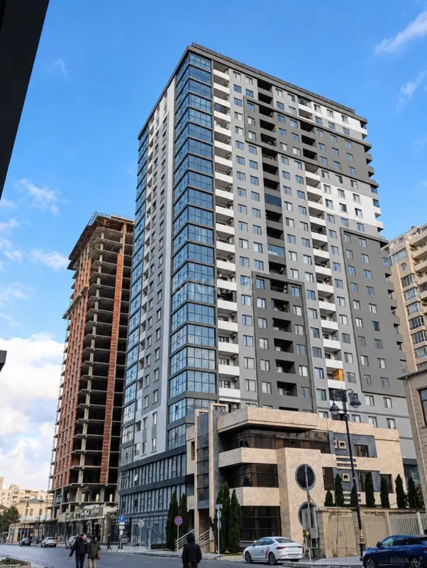 Satılır 3 otaqlı mənzil 106 m²
